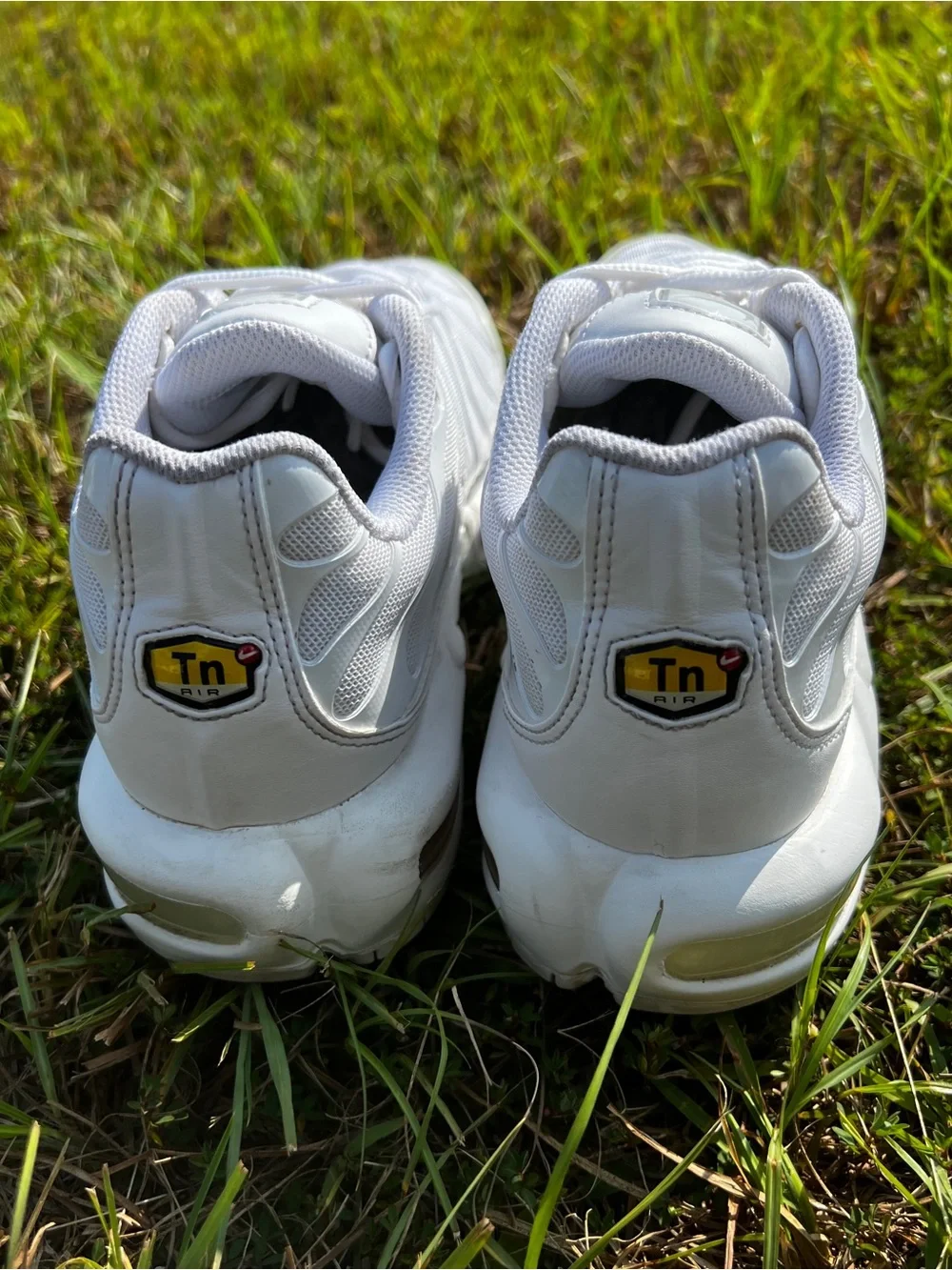 CLEAN Nike size 11 Womens Air Max Plus White Platinum shoes